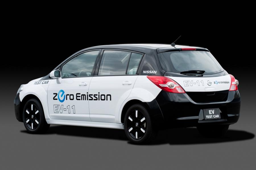  Nissan EV-11 Concept 2009 года  (фото 5 из 15)
